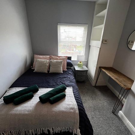 The Terrace Chester, Modern 3 Bed House エクステリア 写真