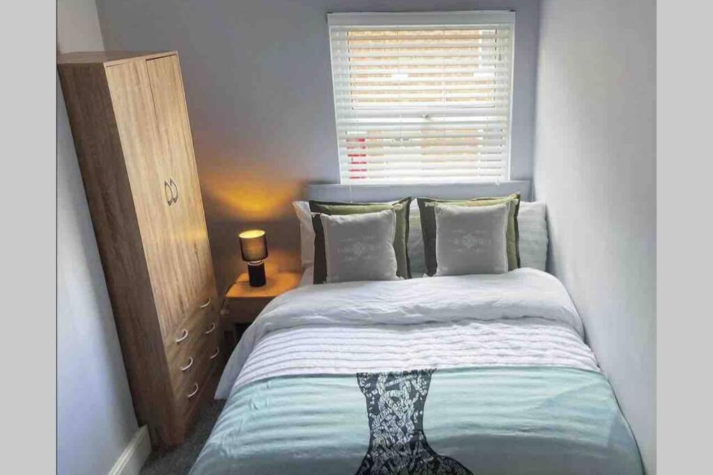The Terrace Chester, Modern 3 Bed House エクステリア 写真