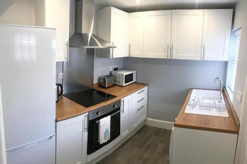 The Terrace Chester, Modern 3 Bed House エクステリア 写真